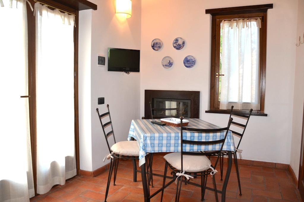Agriturismo Istrice Innamorato Кампелло-суль-Клитунно Номер фото