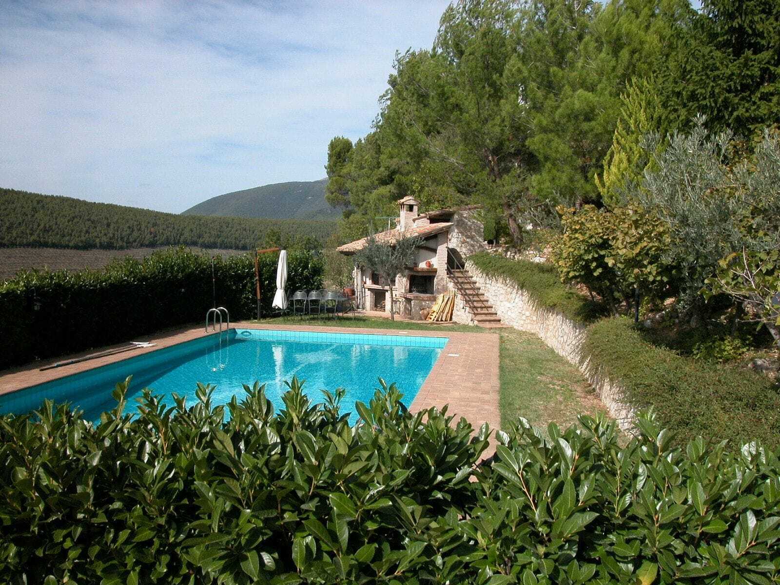 Agriturismo Istrice Innamorato Кампелло-суль-Клитунно Экстерьер фото